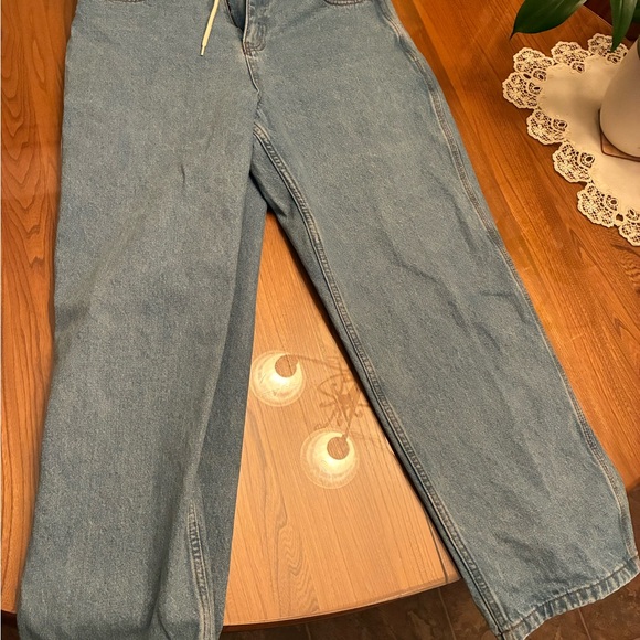 Butter Relaxed Fit Light Blue Jeans - Picture 3 of 3